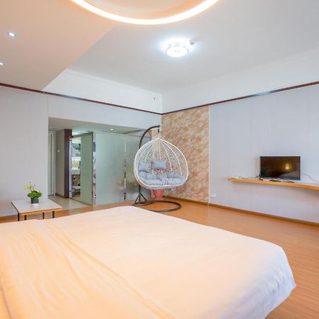 Ha Luo Hotel Kunming Exteriör bild