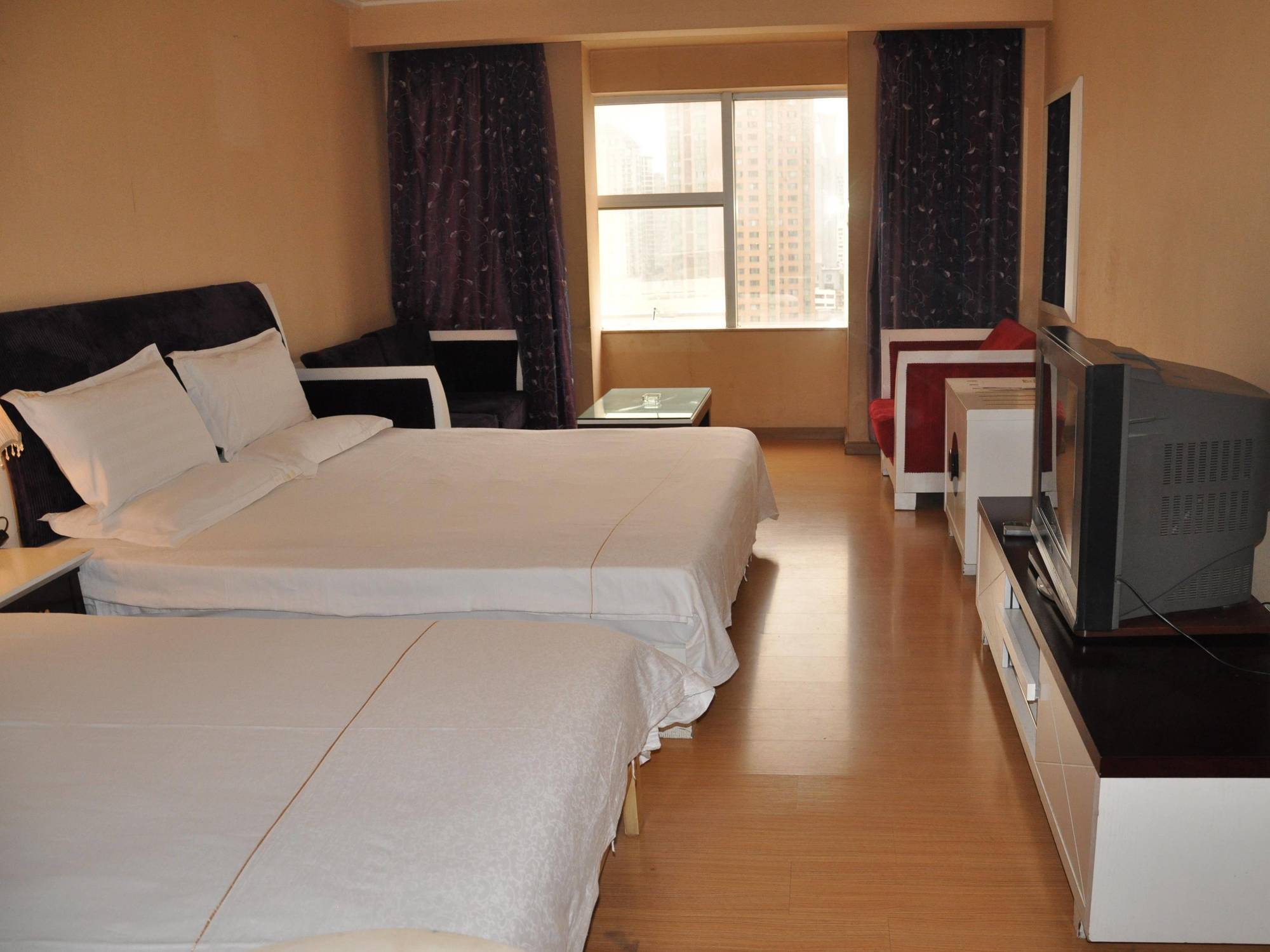 Ha Luo Hotel Kunming Exteriör bild